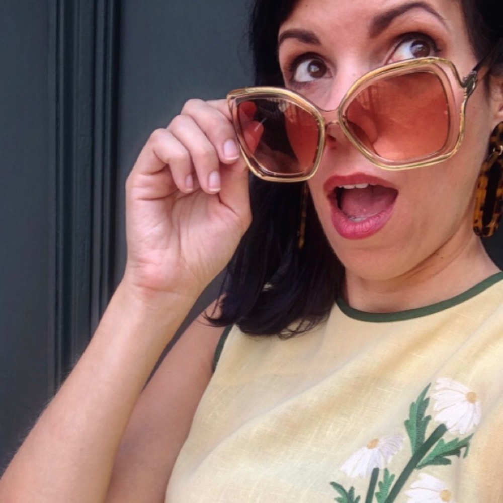 Meet your Posher, Elaine